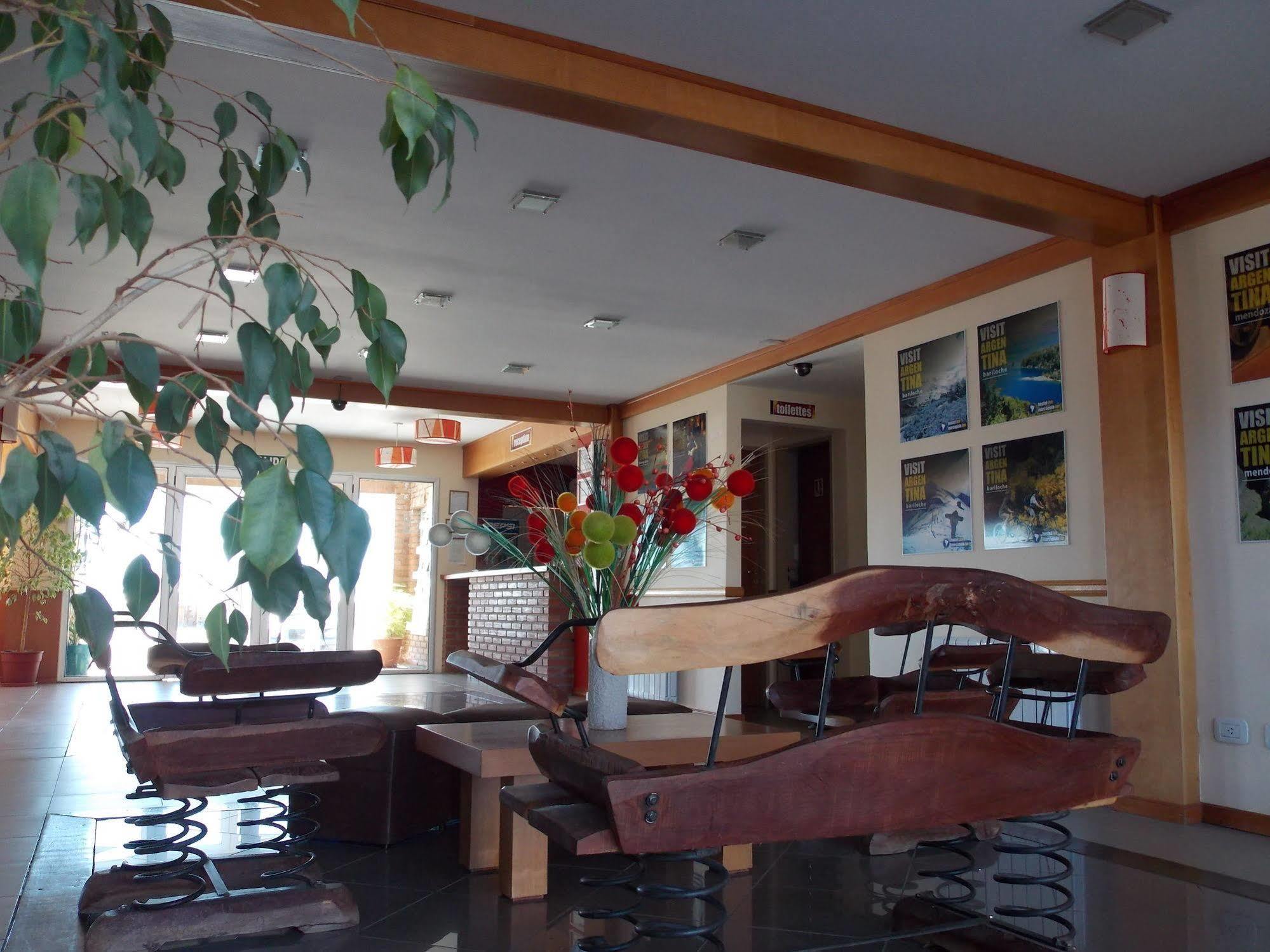 Marcopolo Suites Calafate เอลกาลาฟาเต ภายนอก รูปภาพ